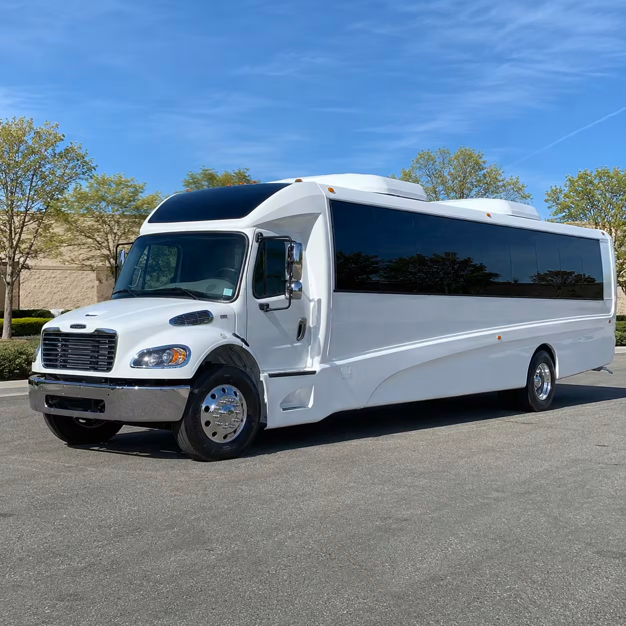 15 35 passenger minibus