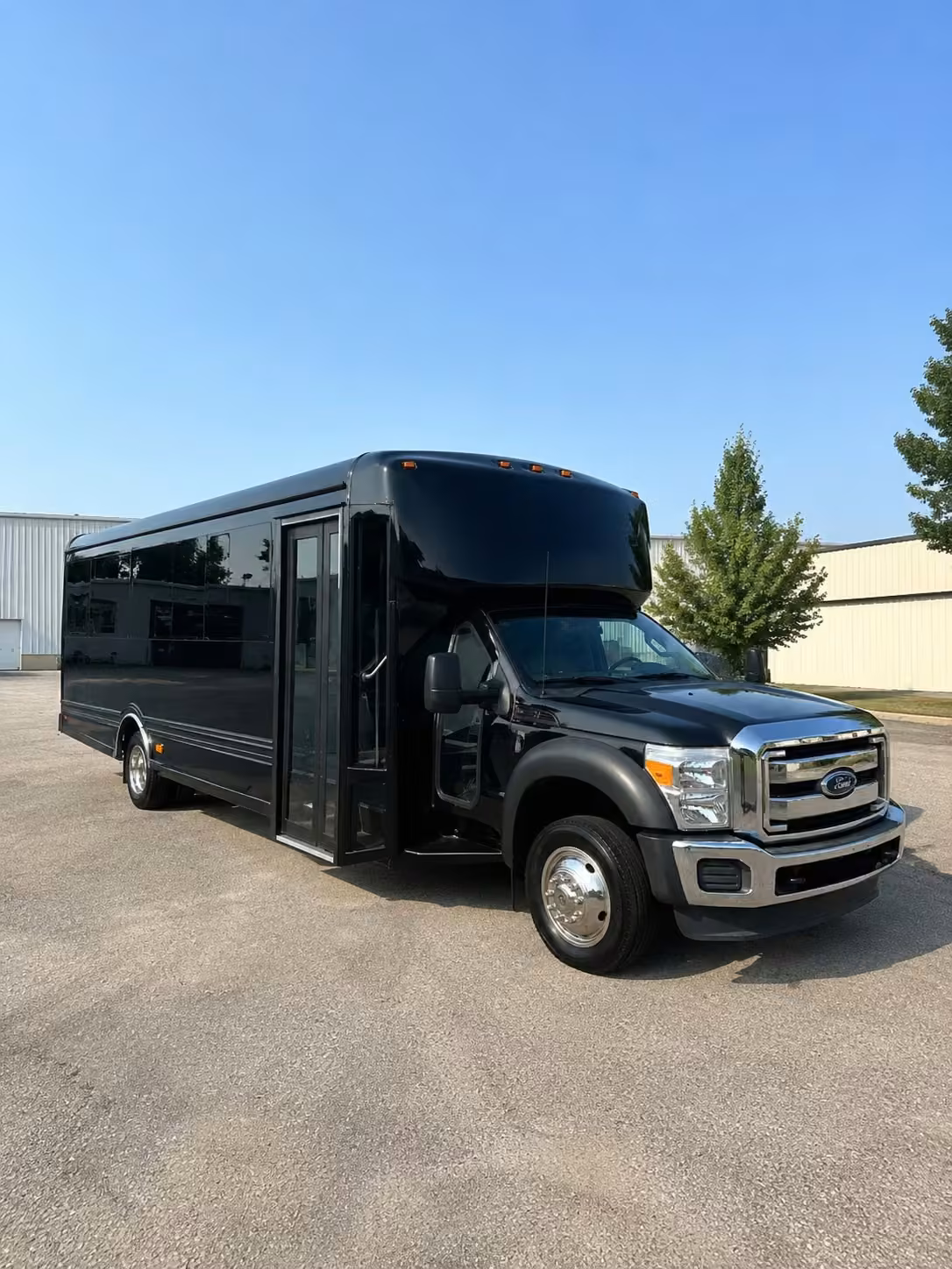 25 passenger party bus