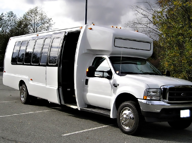 Philadelphia 22 Passenger Party Bus