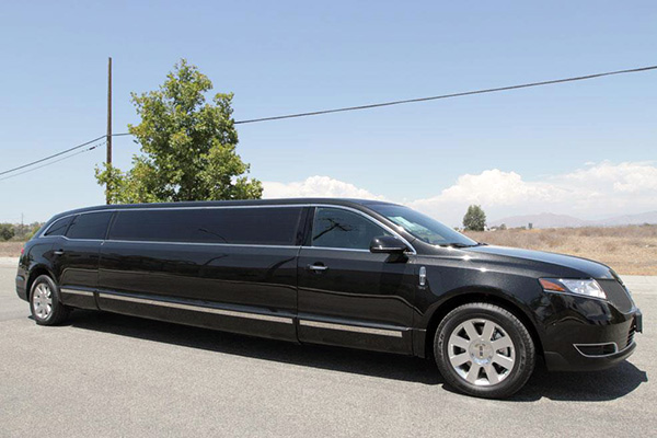 Philadelphia 8 Passenger Limo